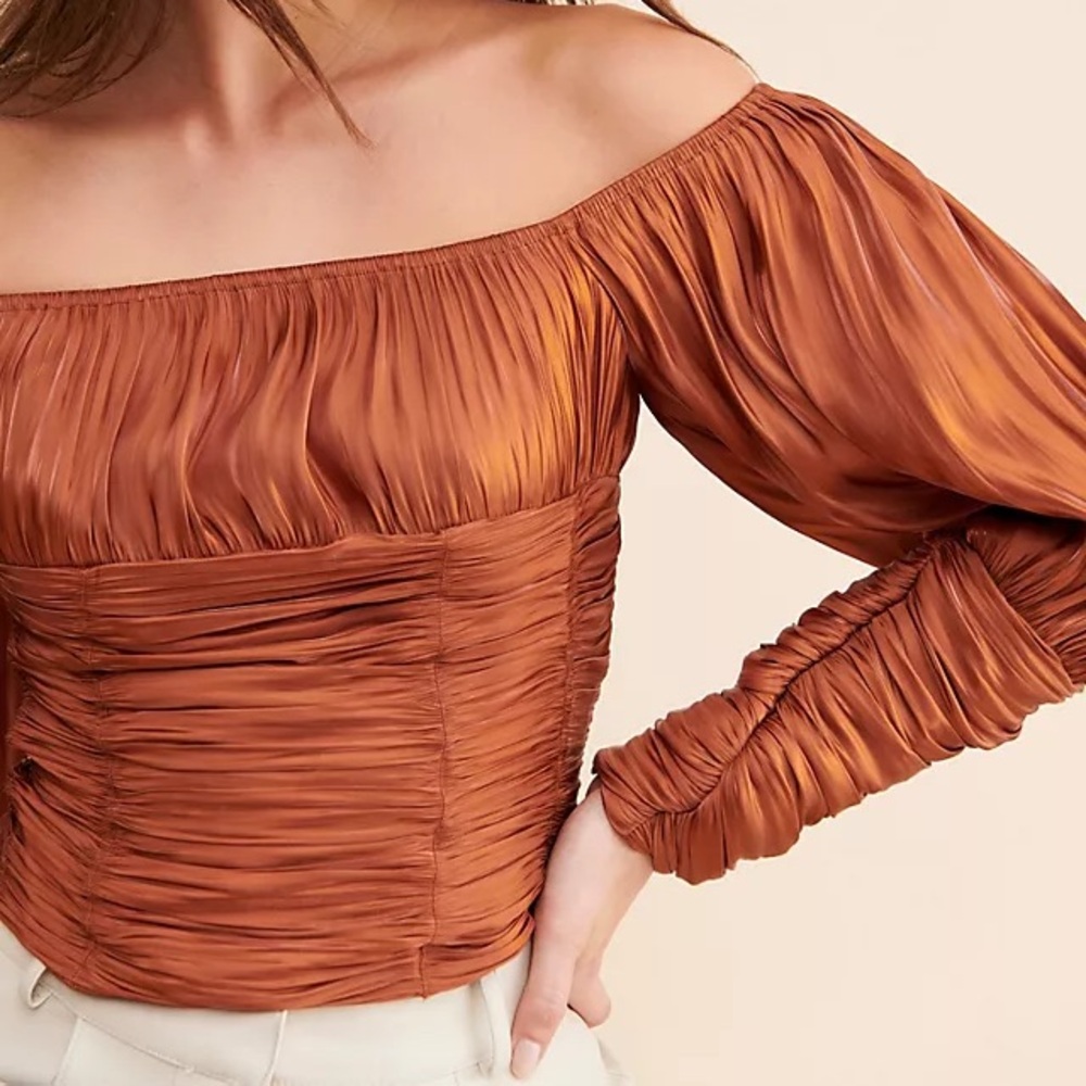 Danielle off shoulder top - Lian & Dot